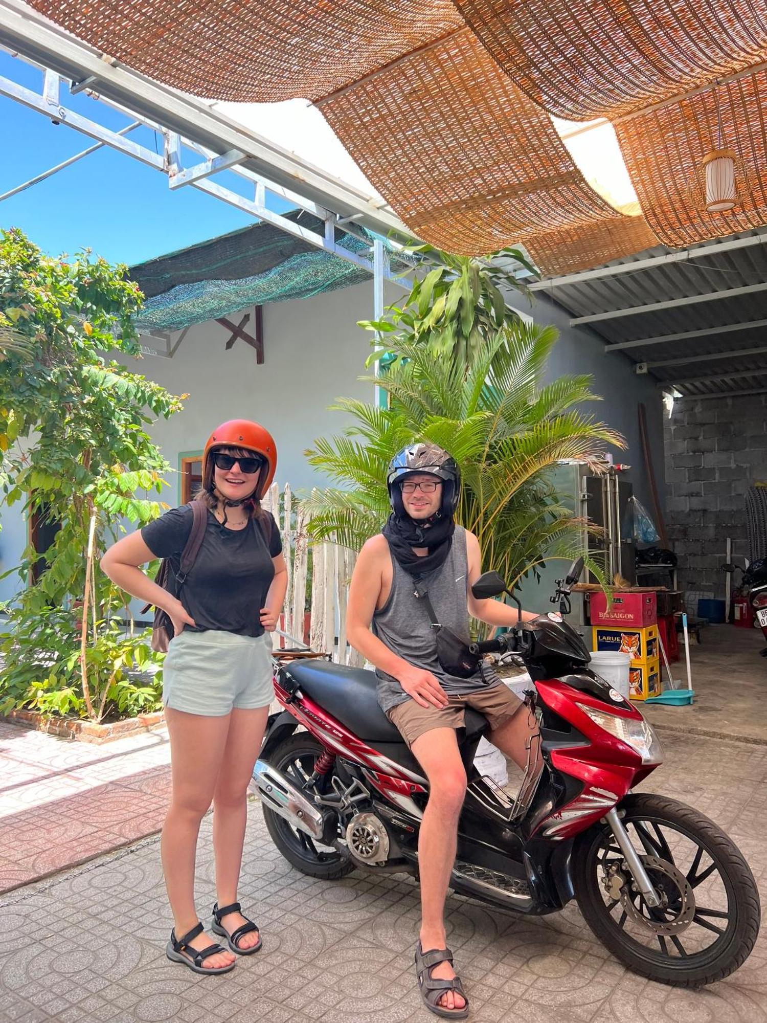 Dai Duong La Gi Homestay & Coffee Exterior photo